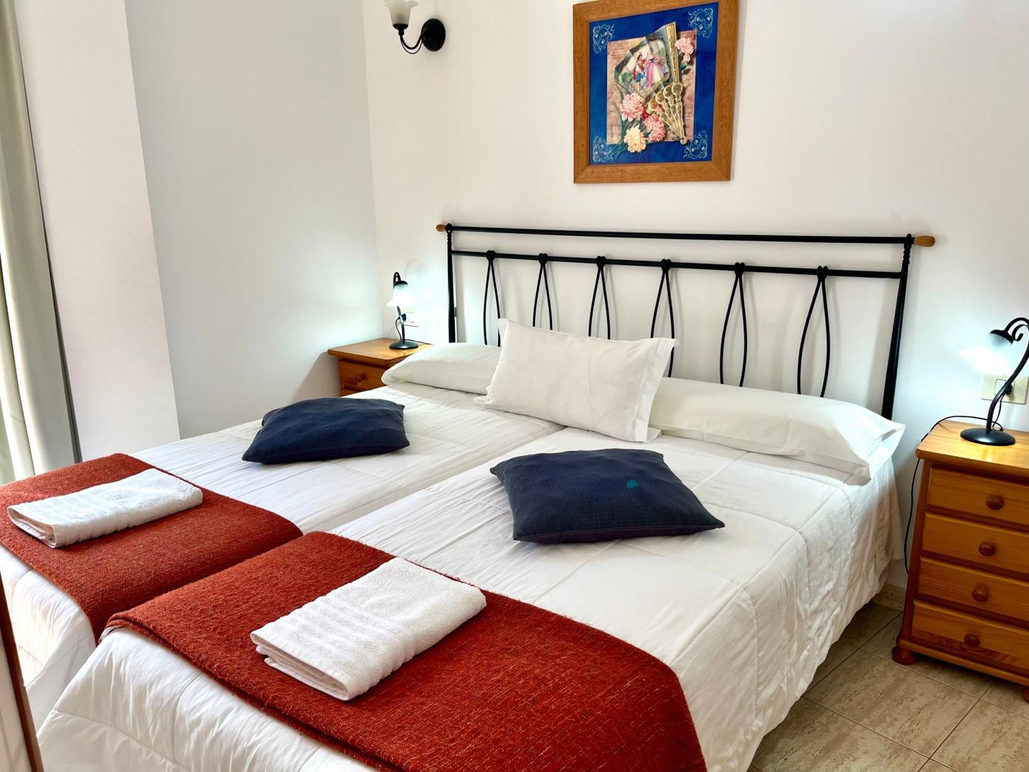 Apartamentos Edalmar Frontera Eksteriør bilde